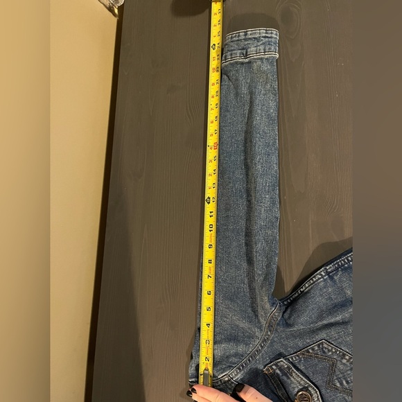 Wrangler X Yellowstone Denim Jacket NEW - Picture 10 of 10